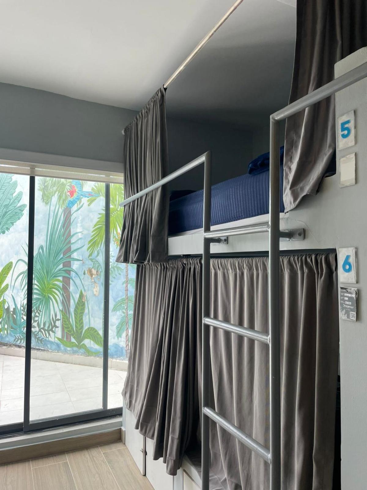 Dreamer Club Hostel *