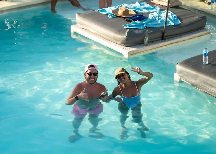 Dreamer Beach Club